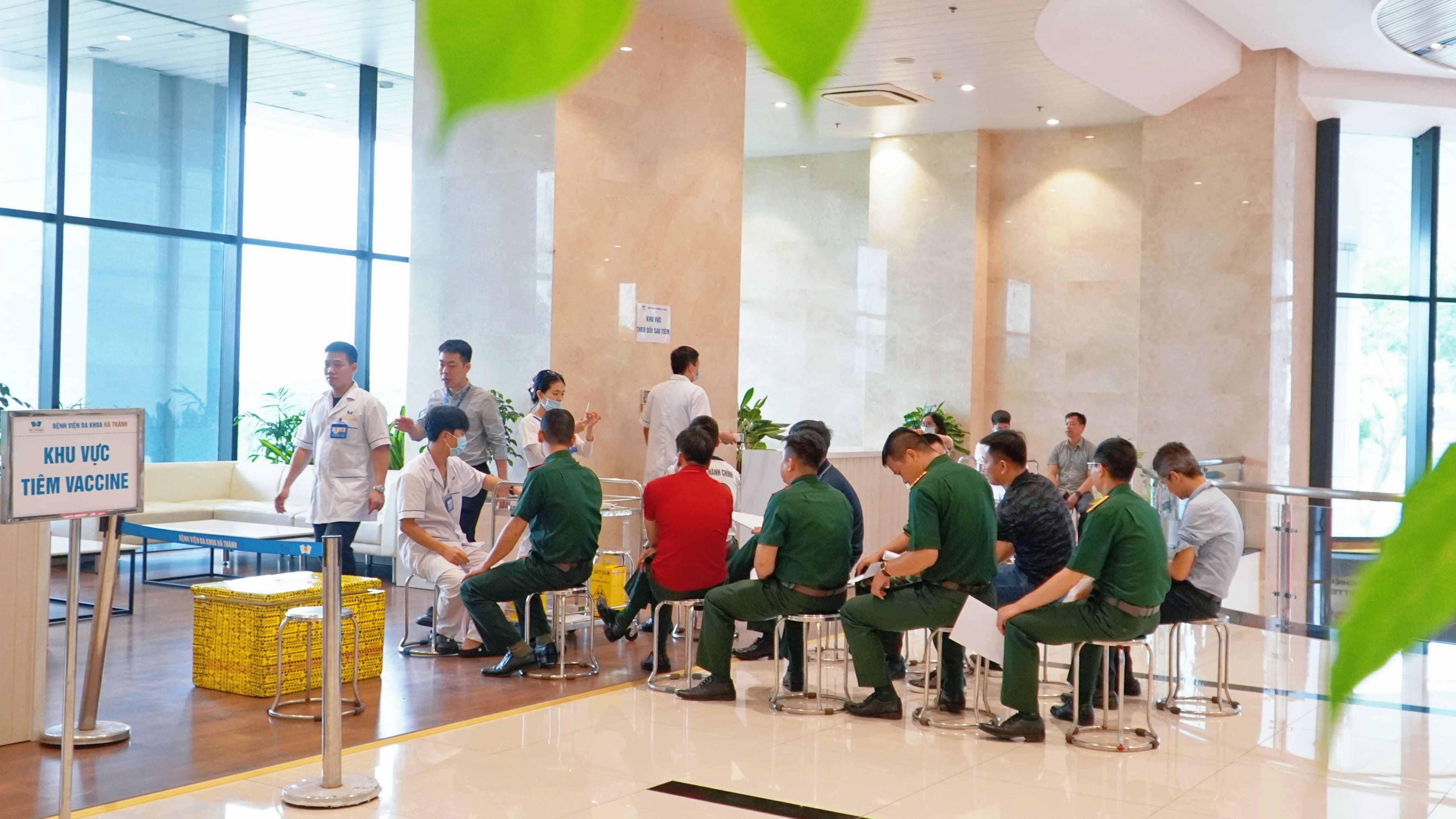 Hà Thành Đồng hành cùng Viện Hàng không Vũ trụ Viettel triển khai tiêm vắc xin cho CBNV